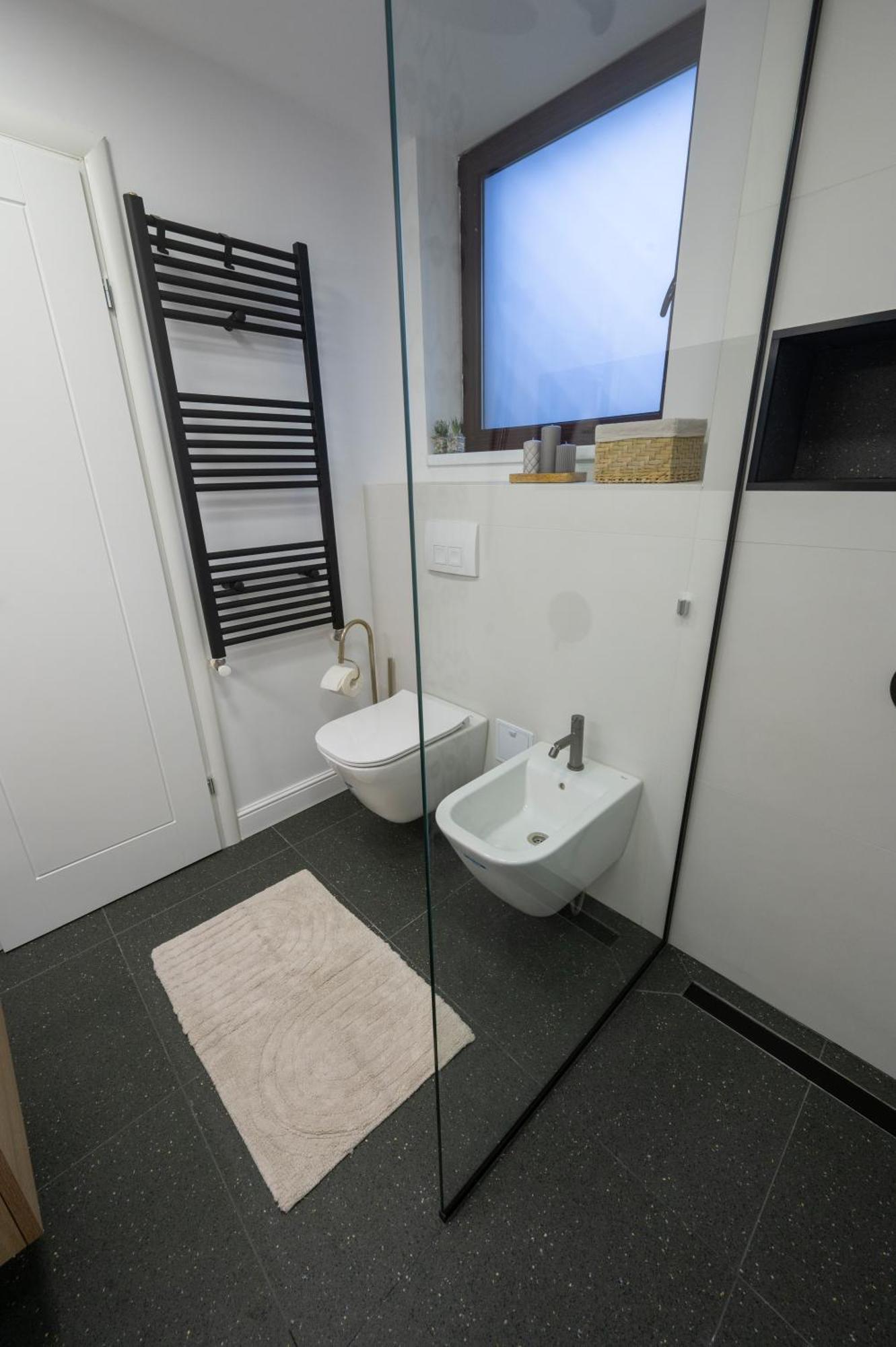 Apartament Abm - Old Town - Private Parking Brașov